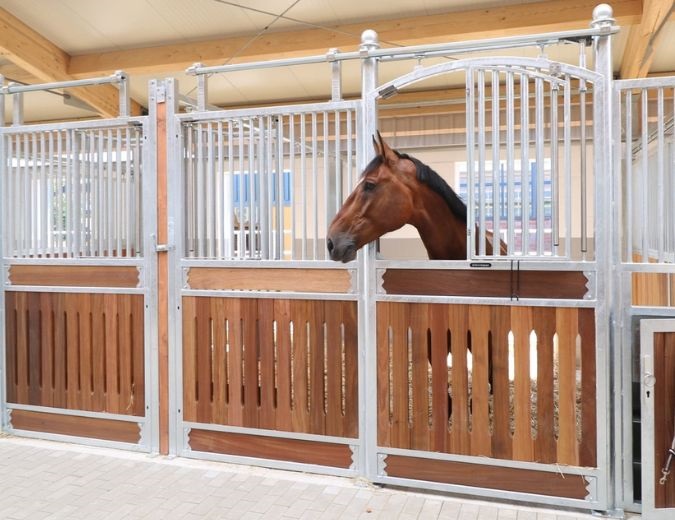 verhaal Banyan Renovatie Paardenstallen, boxen en onderdelen kopen | Cavalo.nl